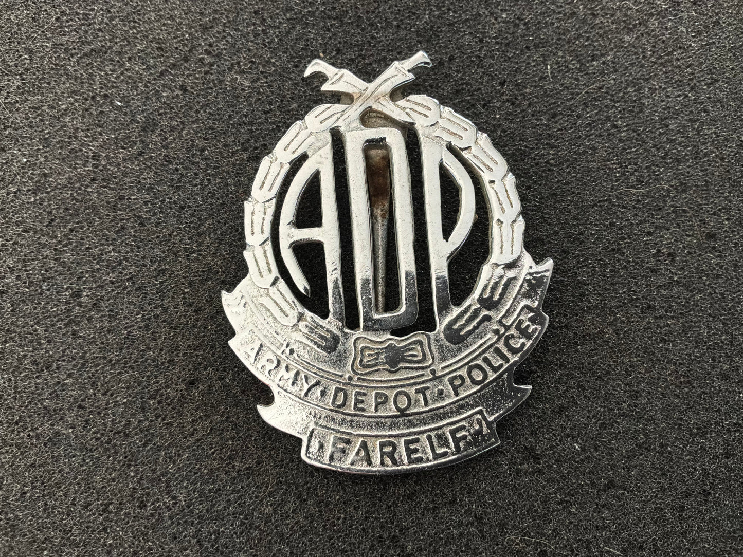 Army Depot Police FARELF cap badge