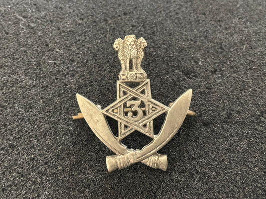 Indian Army 3rd Gurkha Rifles cap badge.