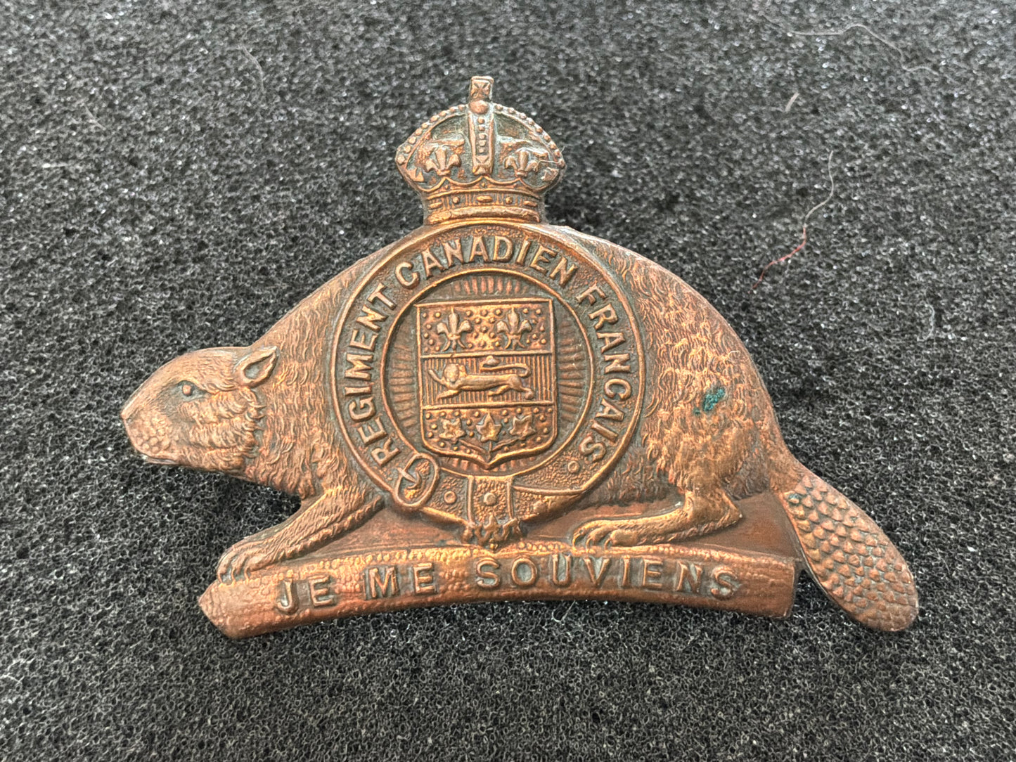 WWI C.E.F 22nd Inf Batt "Canadiens Francais" Cap Badge dated 1914