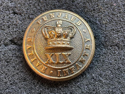 QVC 19th Punjab Native Infantry button 1864-1885 by Jennens