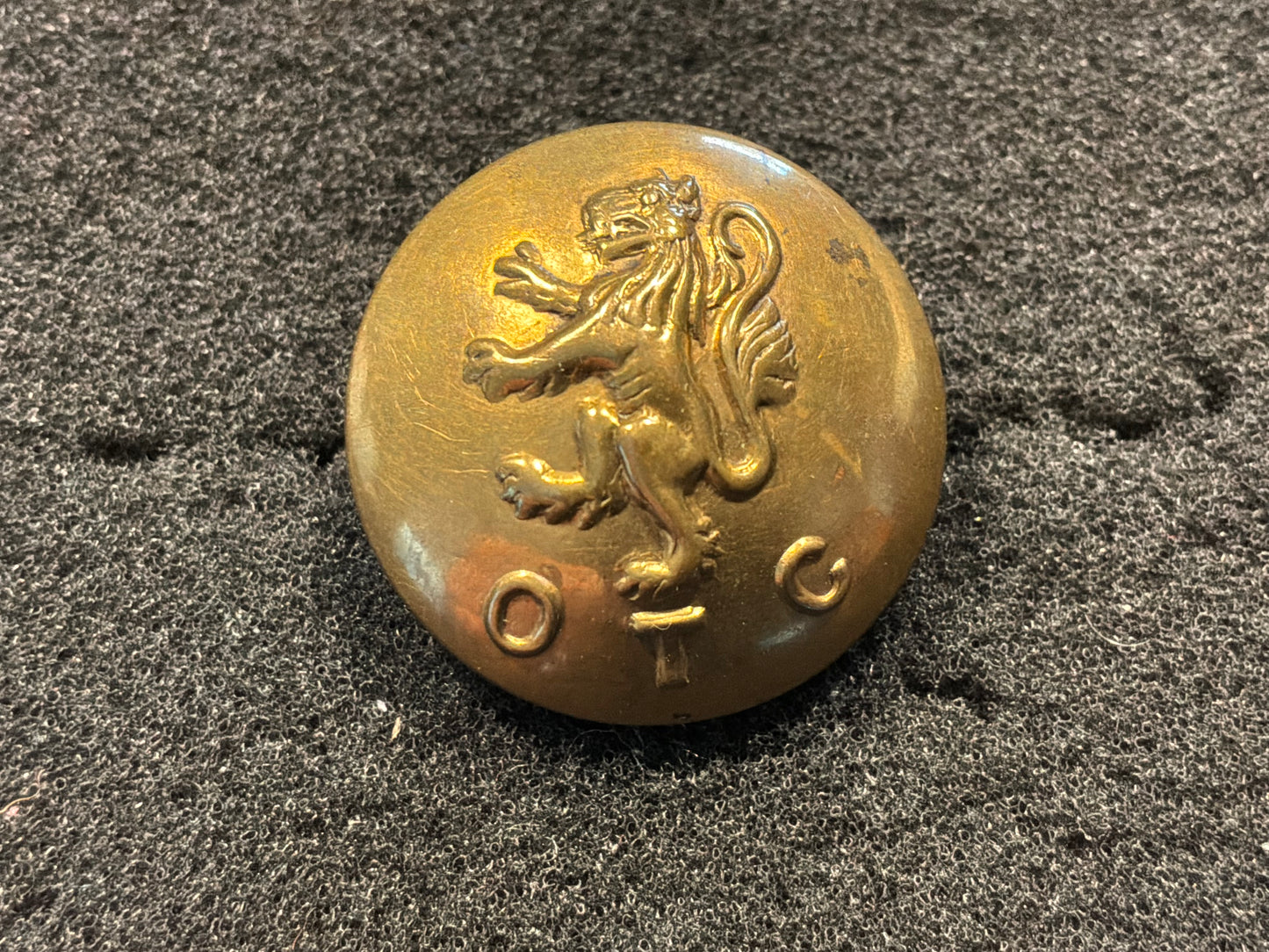 Manchester University O.T.C 22mm brass button.