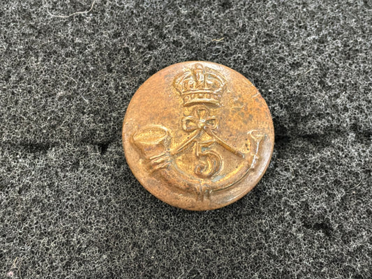 WW2 Indian Army 5th Light Infantry 1922-47 button