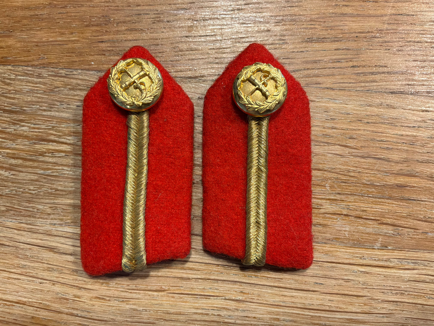 WW1/2 British & Commonwealth Generals rank gorgets.