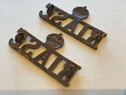 WW2 R.I.A.S.C brass shoulder titles.
