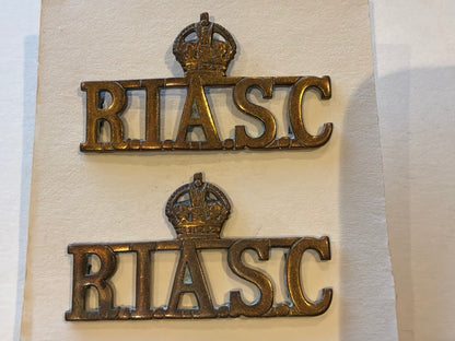 WW2 R.I.A.S.C brass shoulder titles.