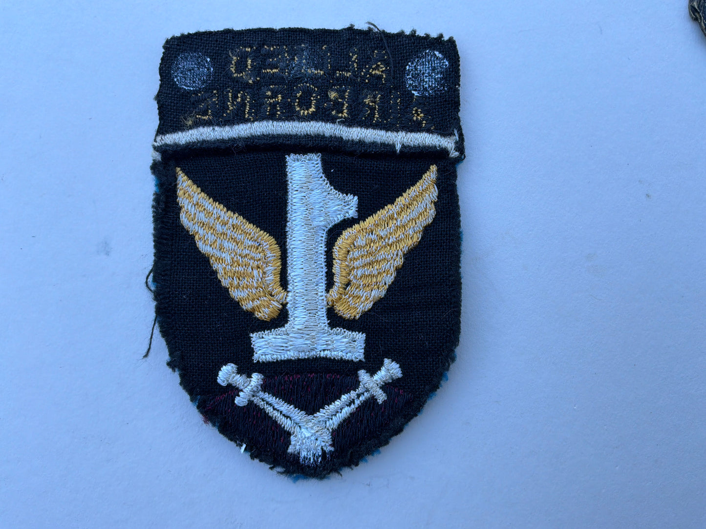 WW2 British made Allied Airborne sleeve patch.