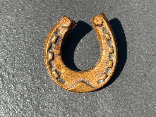 WW1/2 Farrier & Shoeing Smith brass sleeve badge.