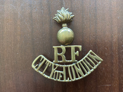 WW1 City of London, Royal Fusiliers brass shoulder title.