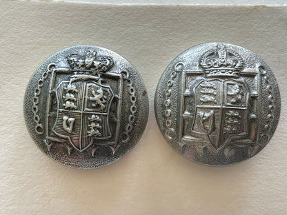QVC & K/C Queen’s Westminster Rifles (later the Queen’s Westminster & Civil Service Rifles) buttons.