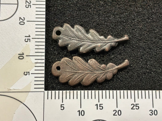 British / Commonwealth M.I.D oak leaf.