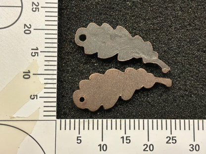 British / Commonwealth M.I.D oak leaf.