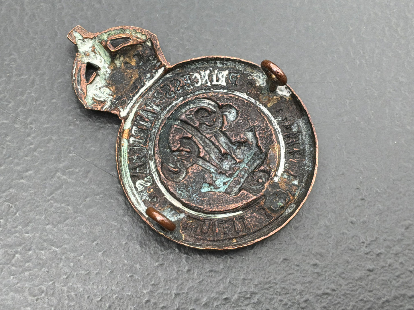 Princess Patricia's Canadian Light Infantry KC issue Cap Badge.