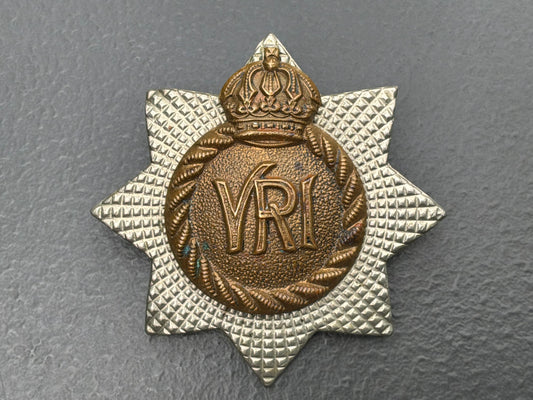 WW1 Royal Canadian Regiment Cap badge (1918 Pattern) by TIPTAFT BIRMINGHAM.