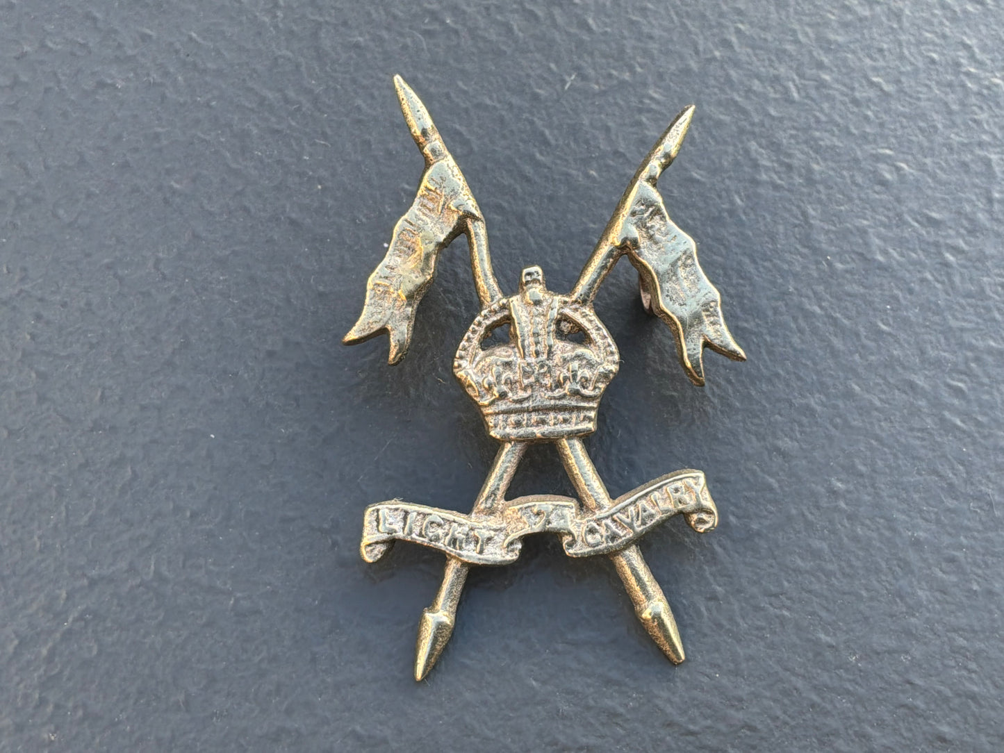 Indian Army, 7th Light Cavalry cap badge, 1931-1947