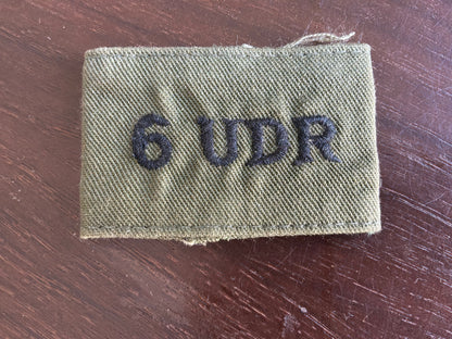 6 UDR cloth shoulder slide. (6th (County Tyrone) Battalion HQ Omagh).