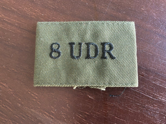 8 UDR cloth shoulder slide (8th, County Tyrone)