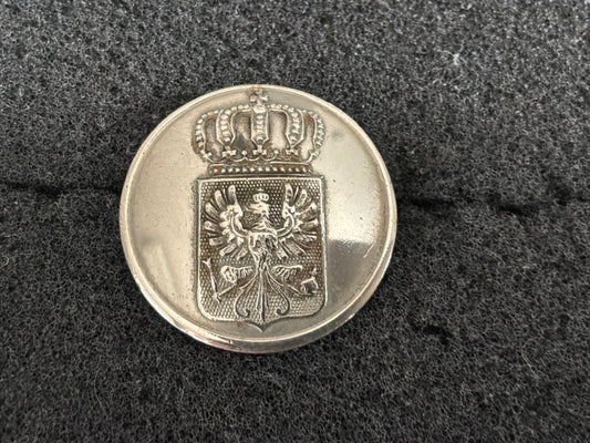 Prussian state 25mm button by Eduard Sachs, Berlin.