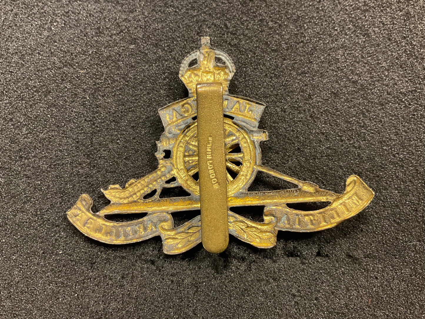 K/C Jamaica Militia Artillery cap badge by Firmin