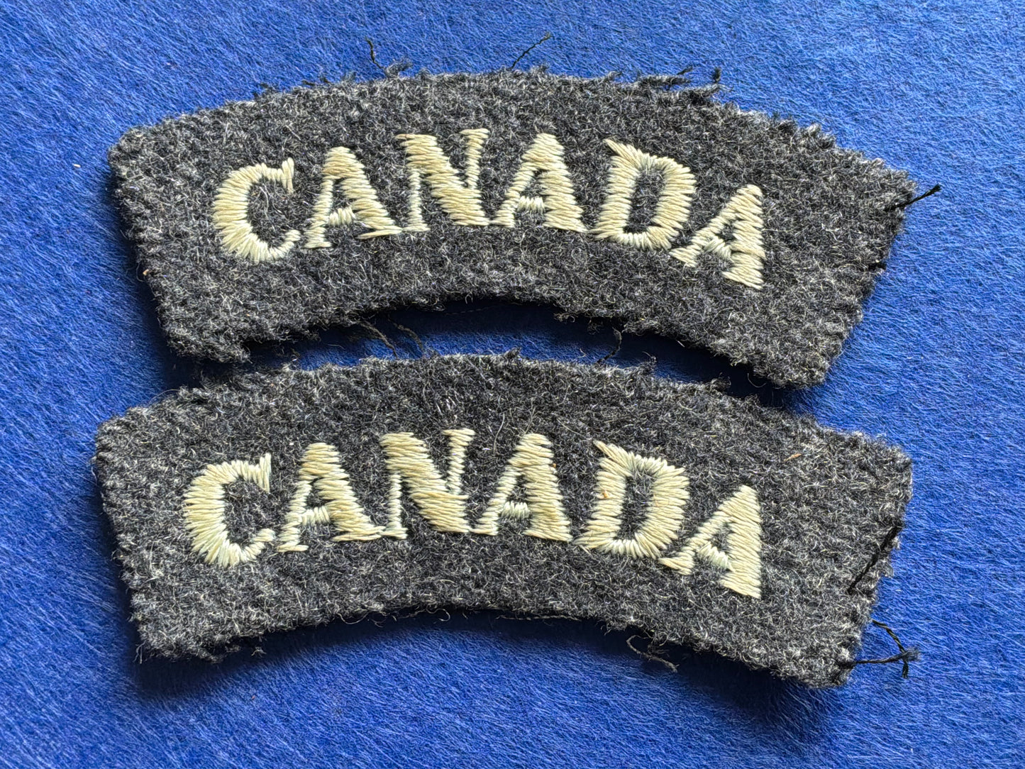 WW2 R.C.A.F cloth ‘CANADA’ shoulder tiles.