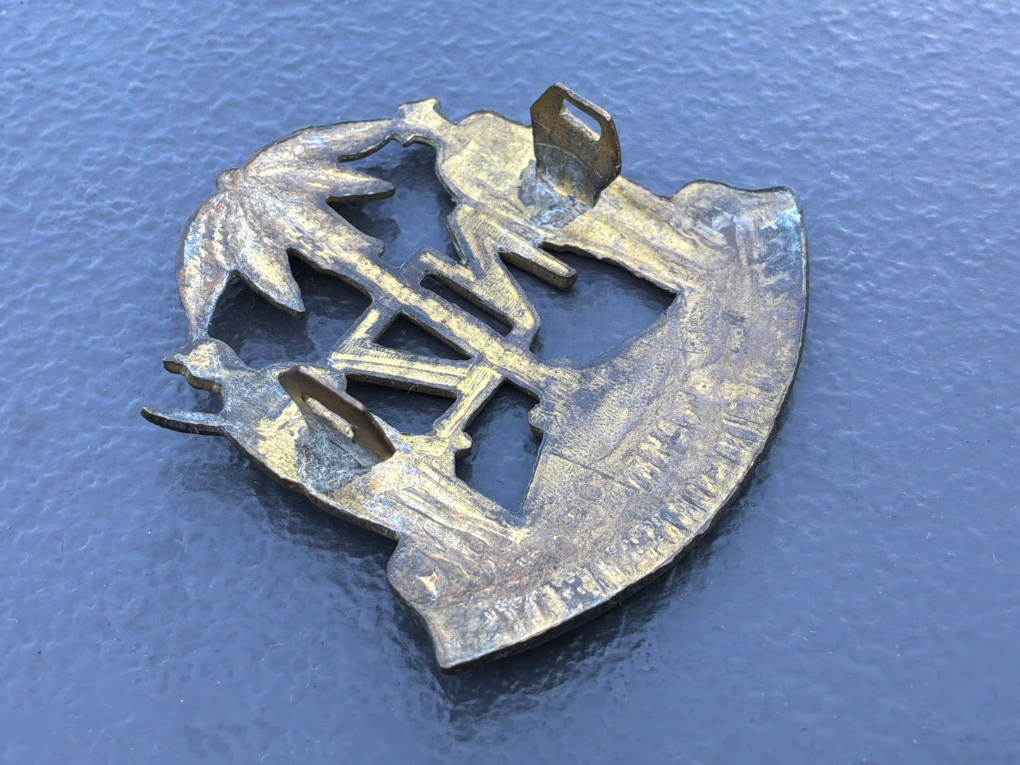 WWI New Zealand 23rd Reinforcements cap badge.