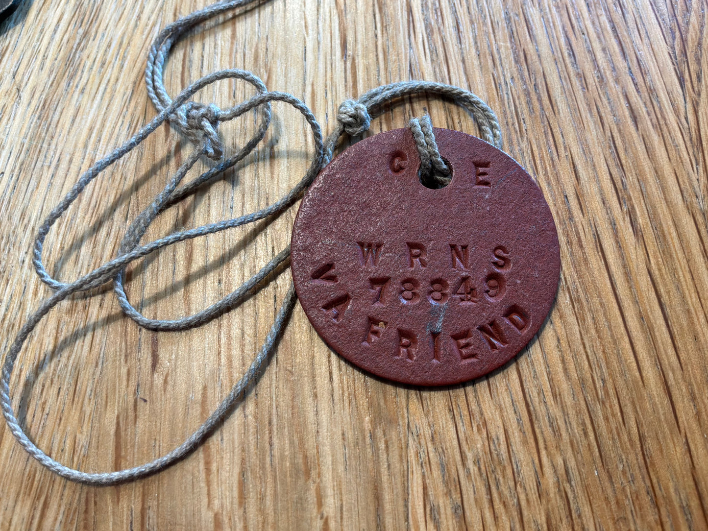 WW2 W.R.N.S Identity disc to ;78849 V.A FRIEND