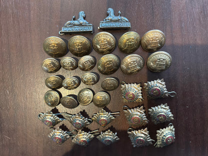 WW1/2 THE DORSETSHIRE REGT Officers tunic insignia set.