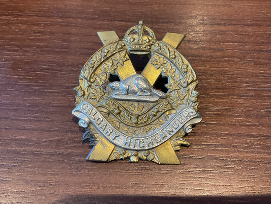 WW2 Canadian Calgary Highlanders glengarry badge.
