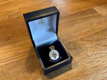 H.M Armed Forces Veterans lapel badge & issue box.