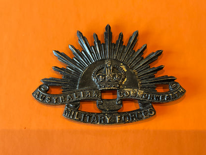 Rare WW1 Australian Rising Sun hat badge with rear blade fixings