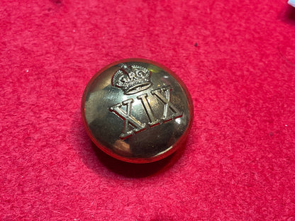 WW2 19th Hyderabad Regiment button by Gaunt