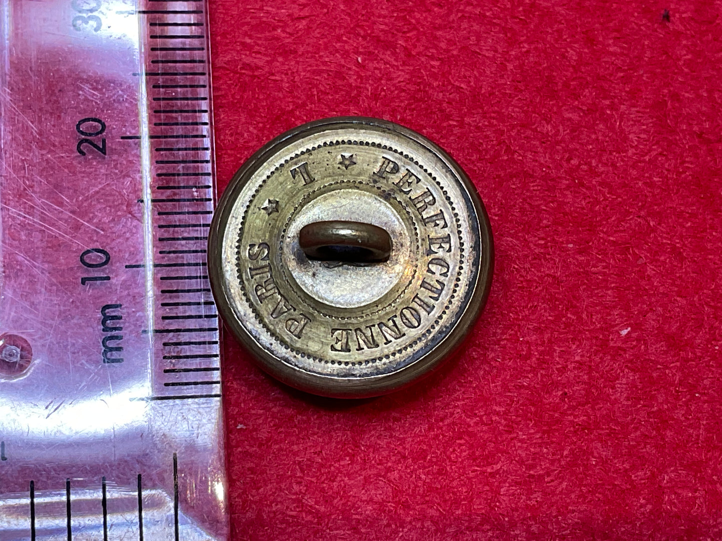 Second Mexican Empire Imperial Household Gilt Button – French Made, c.1864–1867.