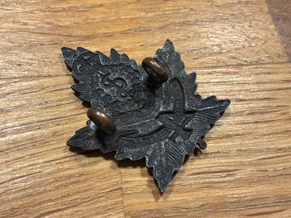 WW1 CEF 4th Canadian Field Ambulance collar badge.