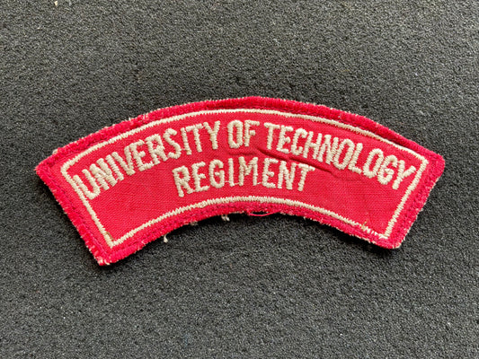 University of Technology Regiment summer issue bordered shoulder title.