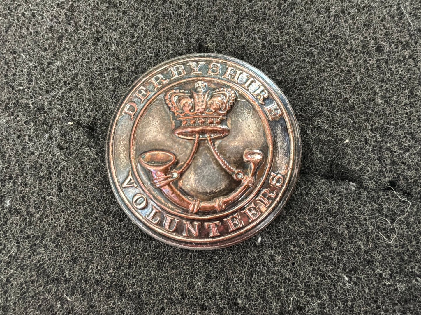 QVC The Derbyshire Rifle Volunteers Officers button