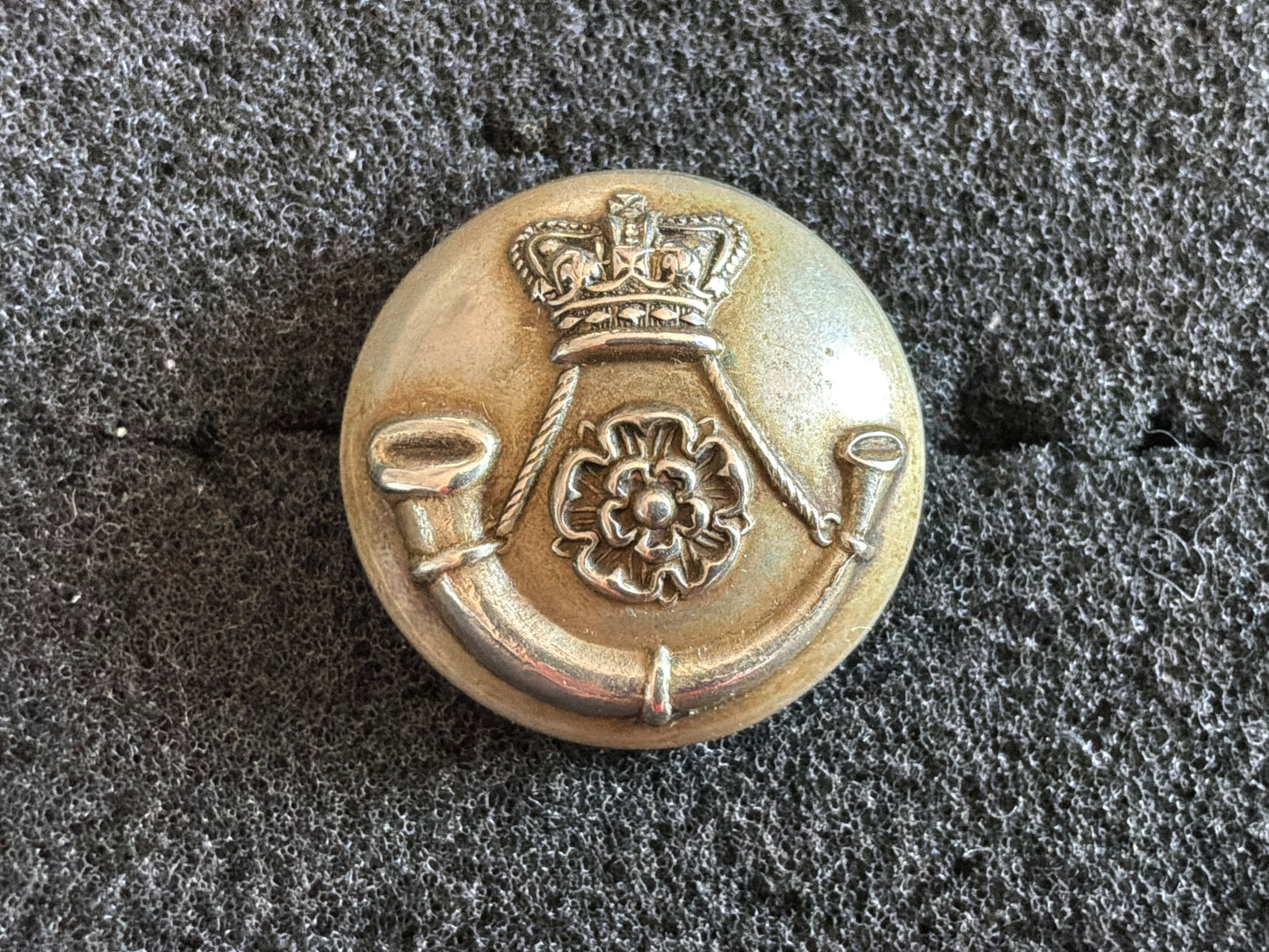 QVC 3rd West York Light Infantry Militia officer’s button