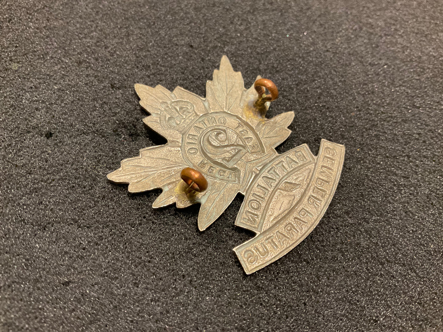 WW1 C.E.F 2nd Battalion (Eastern Ontario) cap badge.
