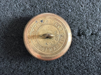 QVC The Buffs (East Kent Regiment) officers gilt button.