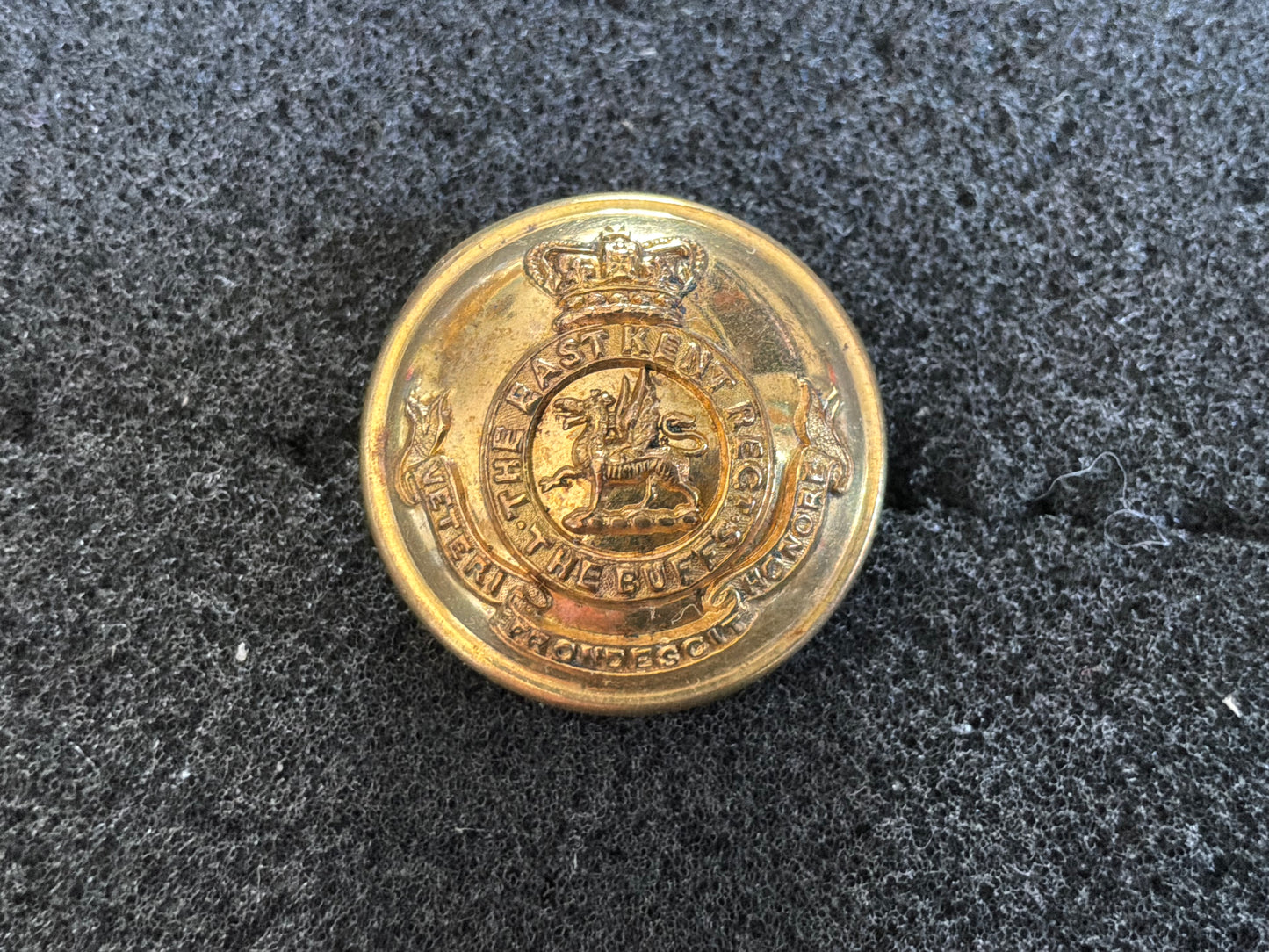 QVC The Buffs (East Kent Regiment) officers gilt button by Firmin.