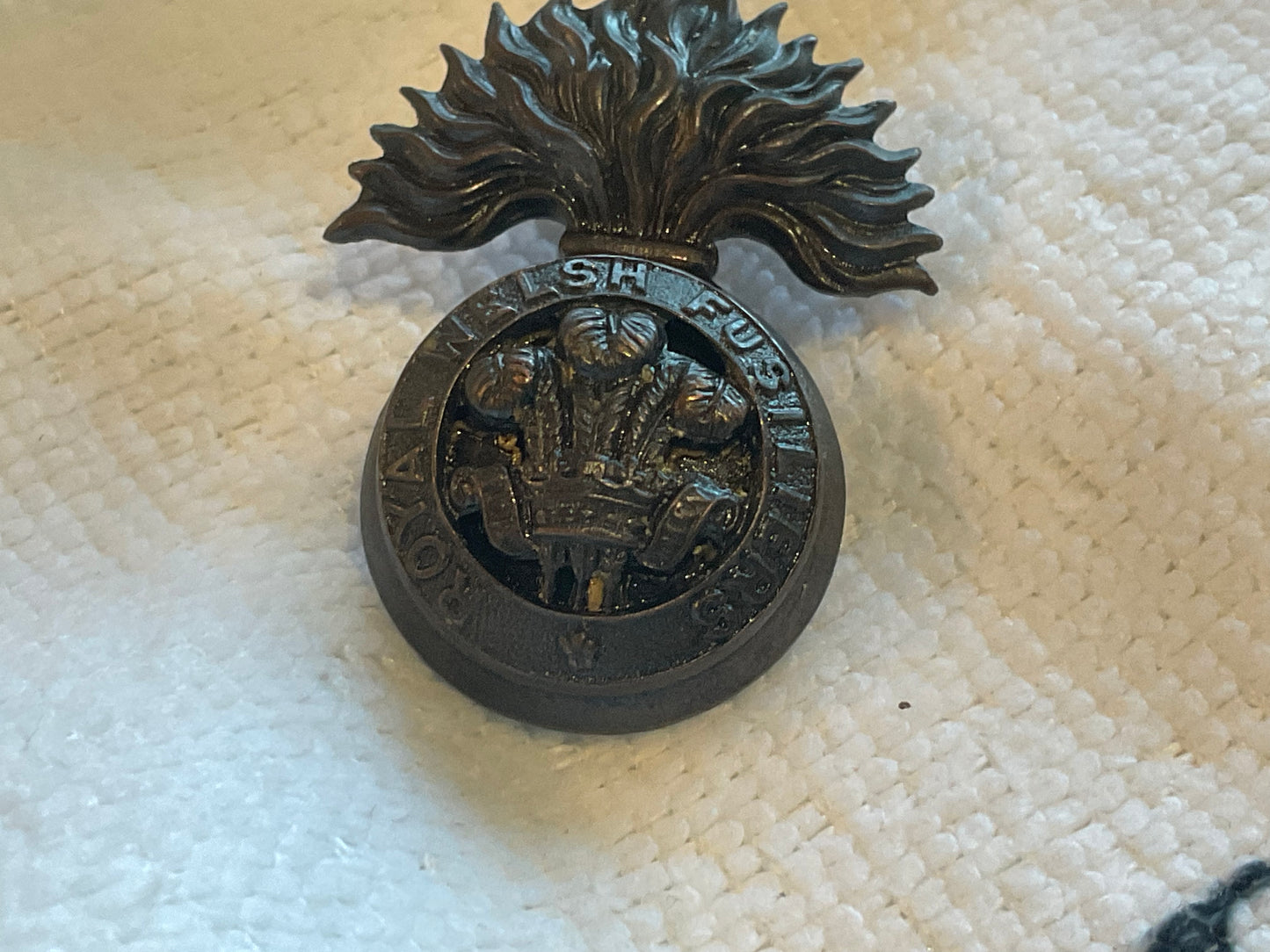 WW1 Royal Welsh Fusiliers O.S.D cap badge