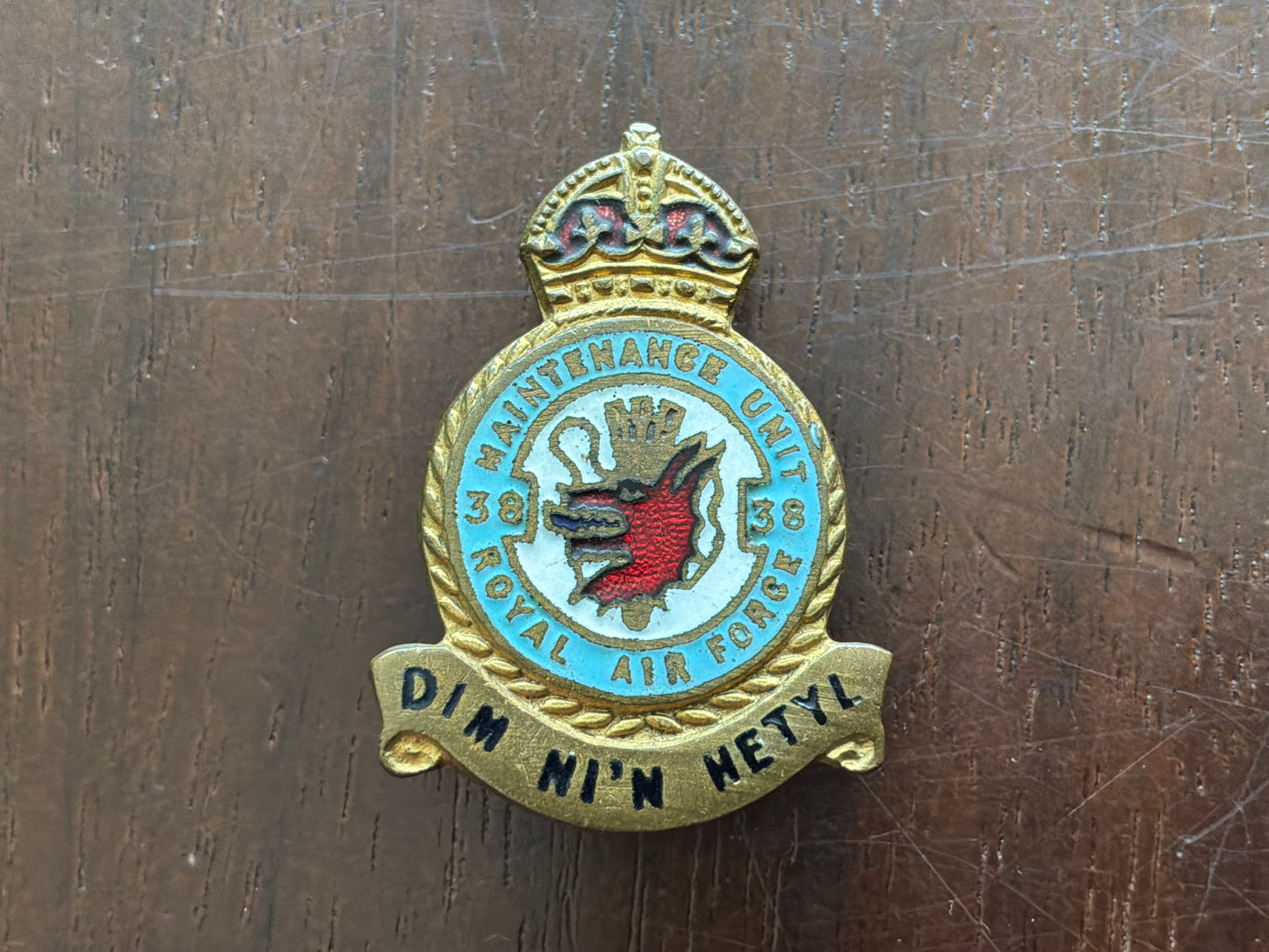 No. 38 Maintenance Unit, Royal Air Force lapel badge.
