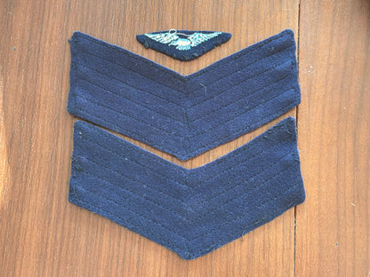 WW2 Australian Airforce (RAAF) Sergeants stripes & eagle.