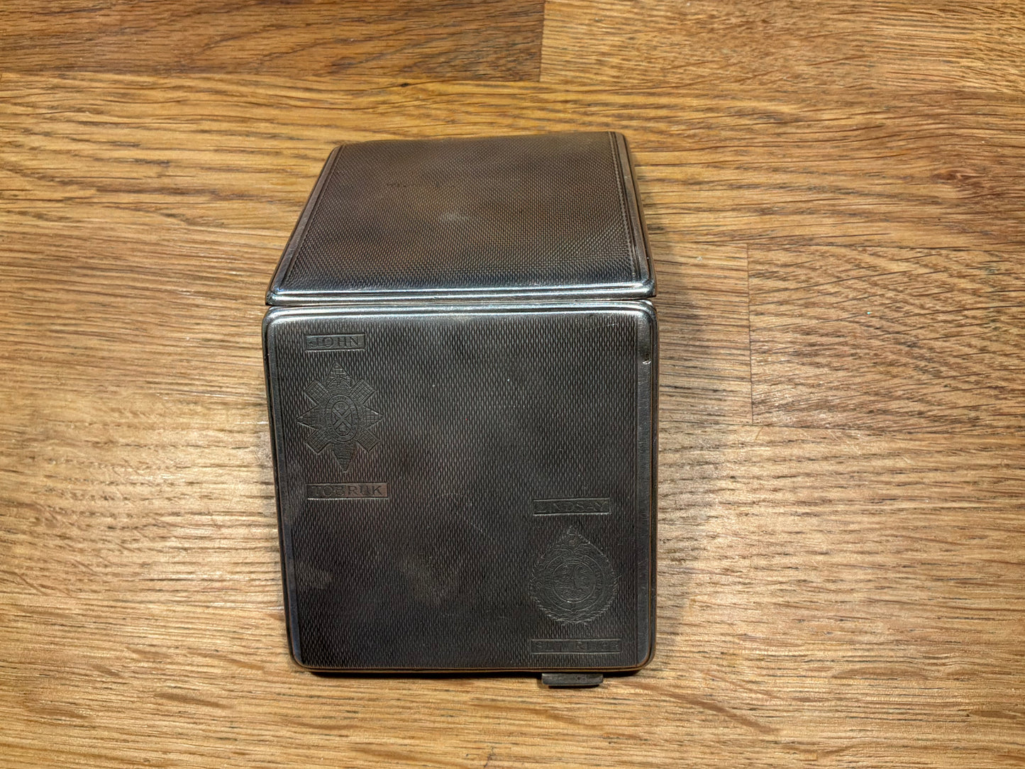The black Watch Tobruk & Argylls Slim River 1941 Hallmarked silver compact.