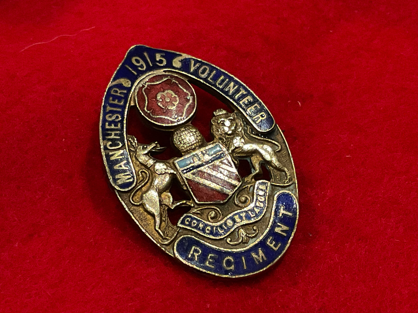 1915 Manchester Volunteer Reserve lapel badge.