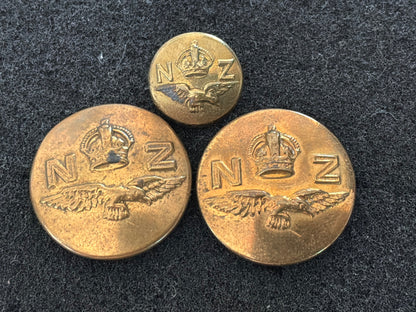WW2 N.Z Air Force buttons- Stokes & Sons Melbourne and J.R. Gaunt Montreal.