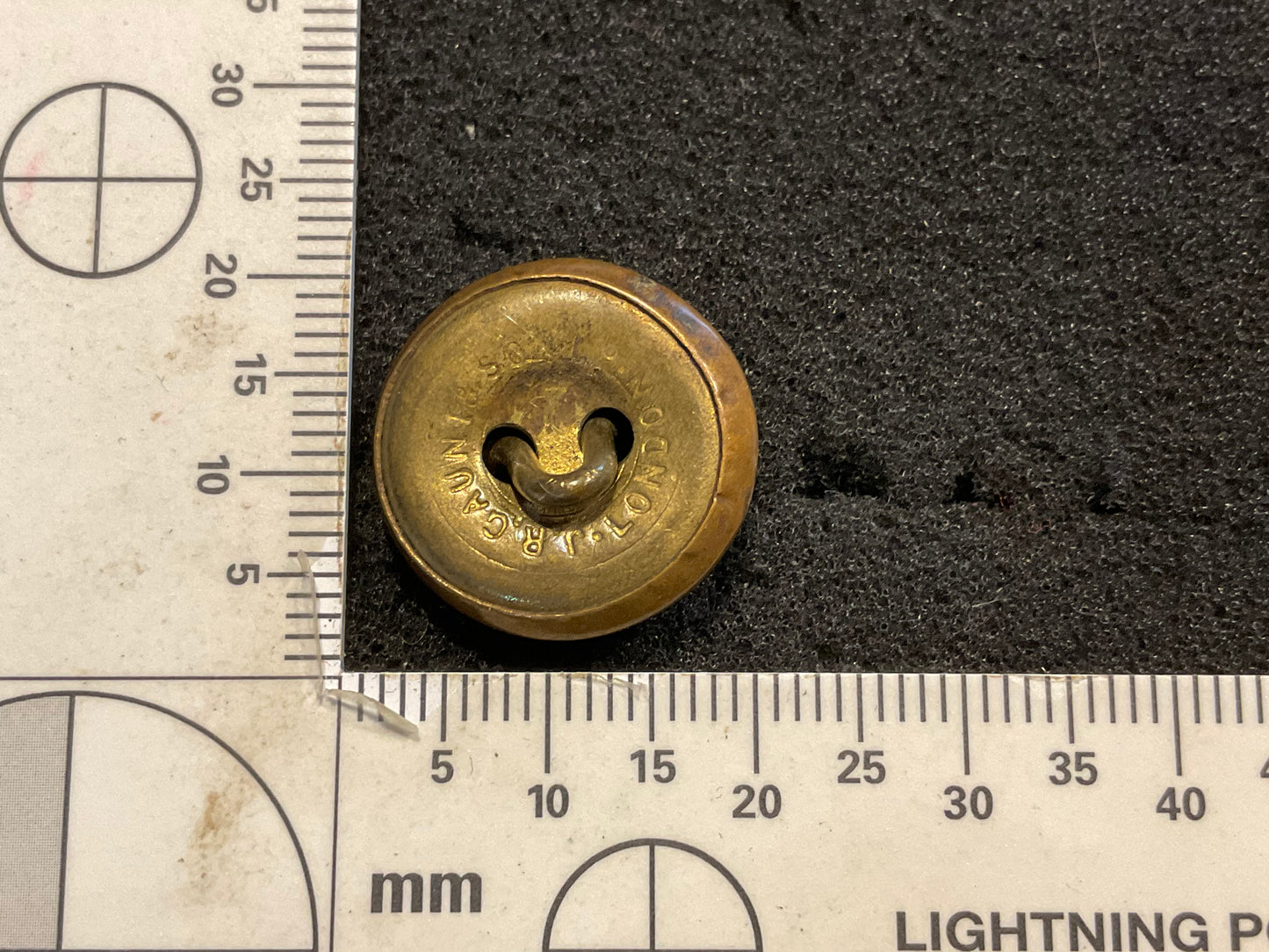 1914 2nd Battalion Birmingham Pals, Royal Warwickshire 19mm button