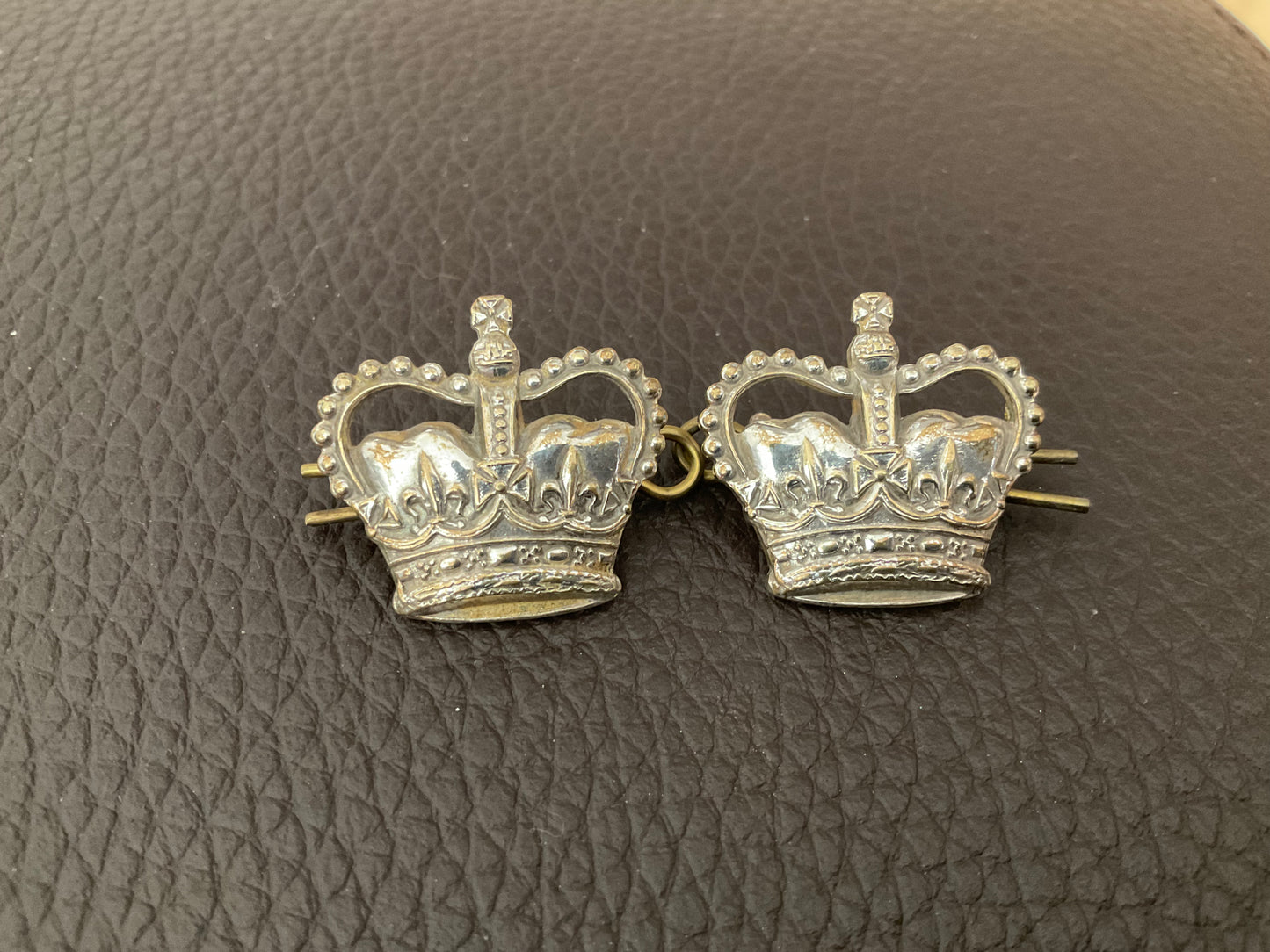 Post 1952 Q/C British & Commonwealth police superintendents rank crowns.