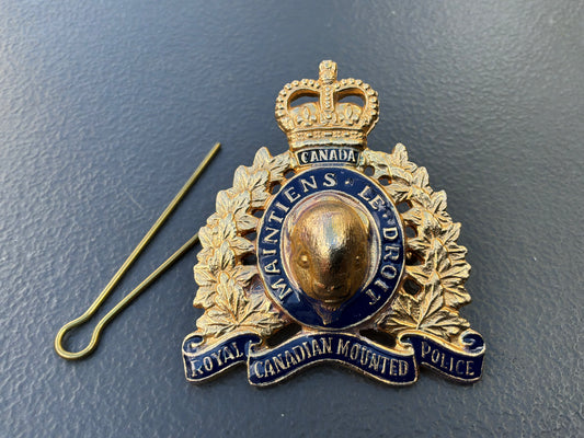 Canadian RCMP Royal Canadian Mounted Police Cap Badge - Large Buffalo Head 1974 Issue