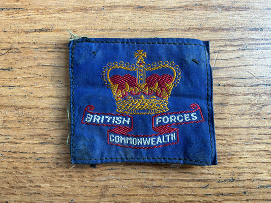 Korean War/ Malaya British Forces Commonwealth arm patch with press studs.