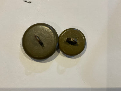 WW2 Green plastic economy General service buttons.
