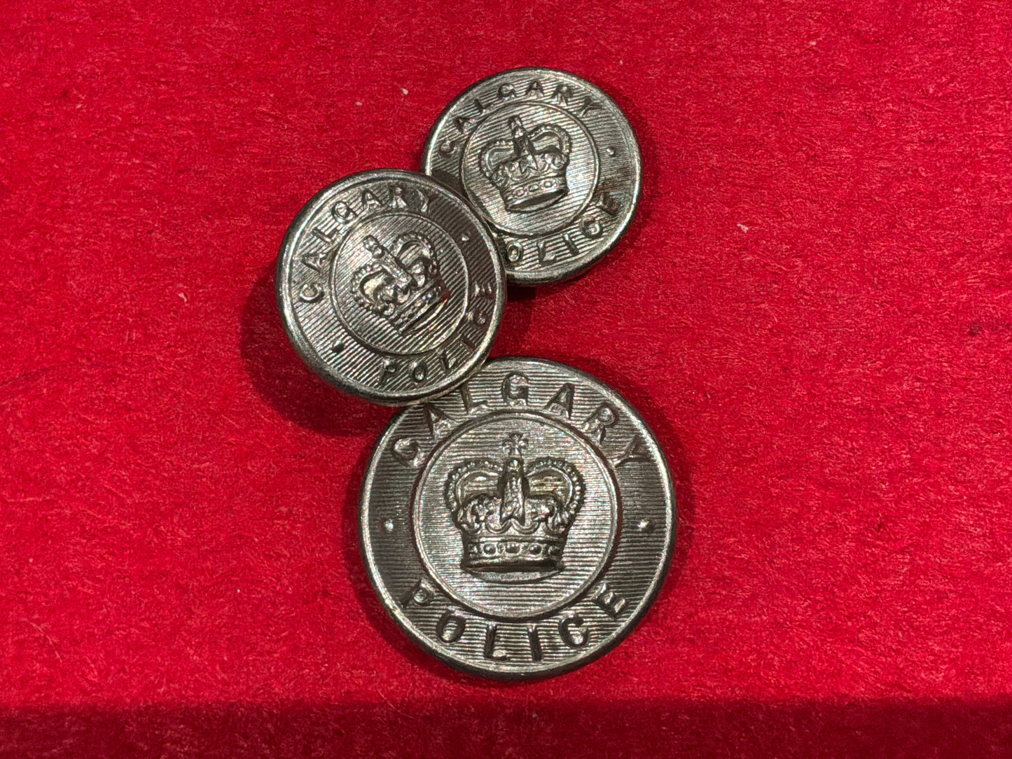 Q/C Calgary Police tunic button